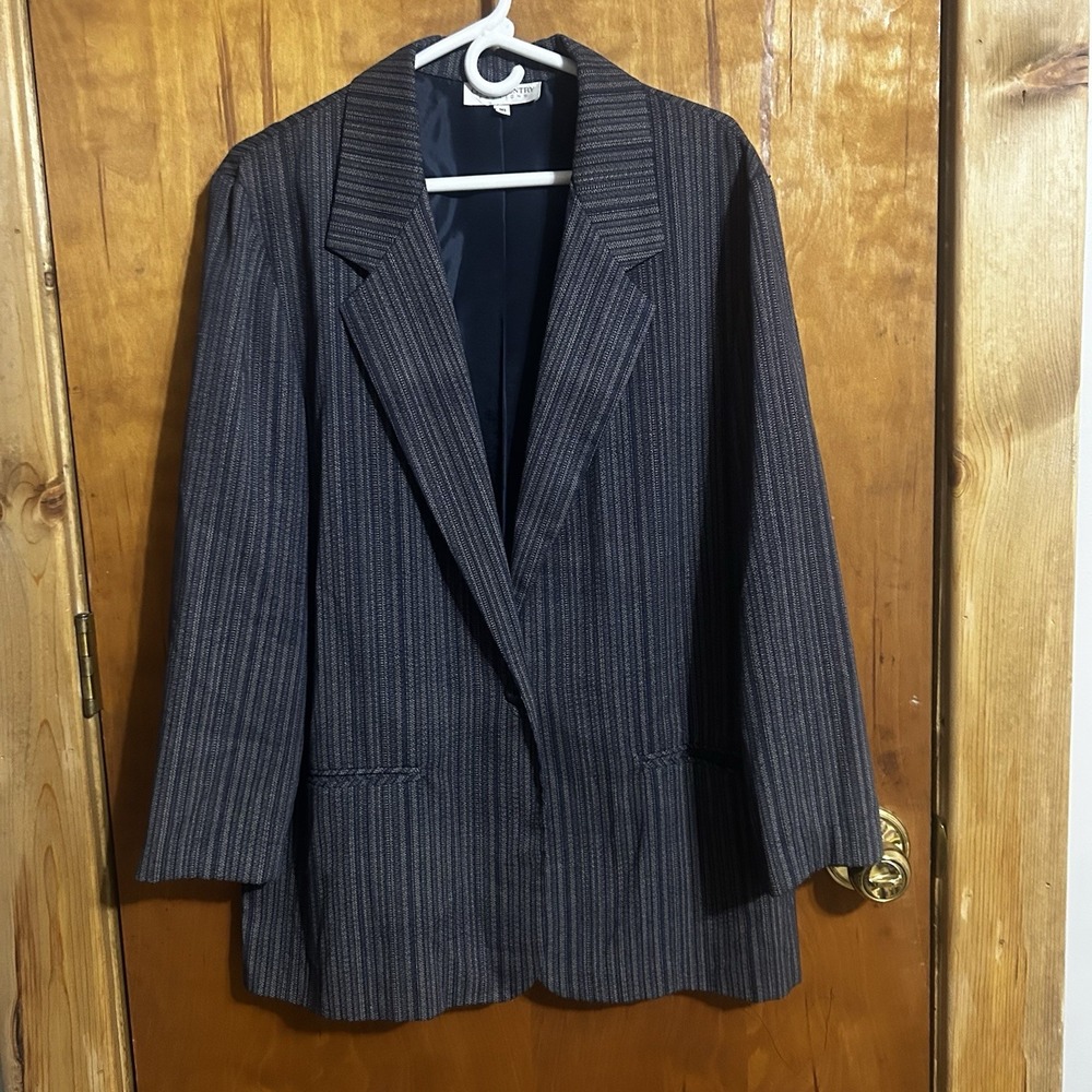 Vintage 90s Size 16 Womens  Navy‎ Blazer USA Made Pinstripe